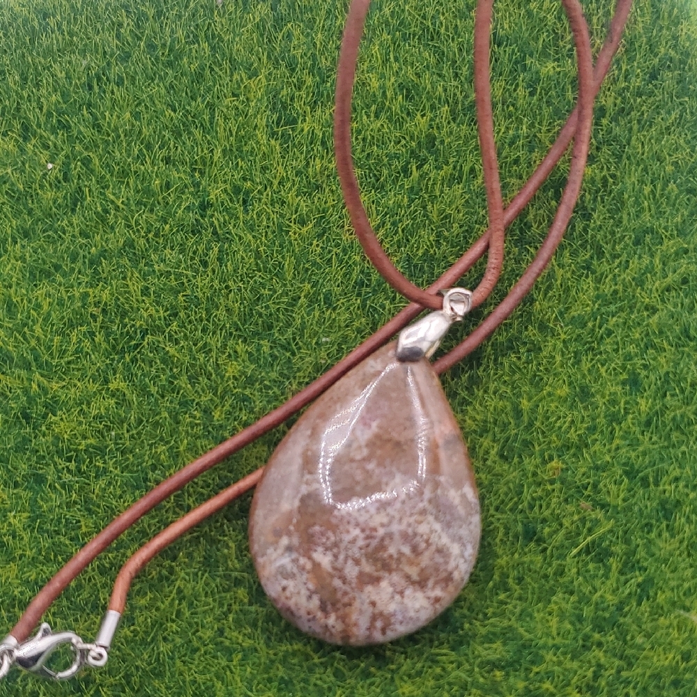Cherry Precious Stone Teardrop Pendant Necklace With Leather Chain 22 Inch N3908
